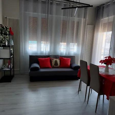 Domus Anna Apartment *