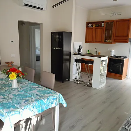 Apartment Domus Anna *