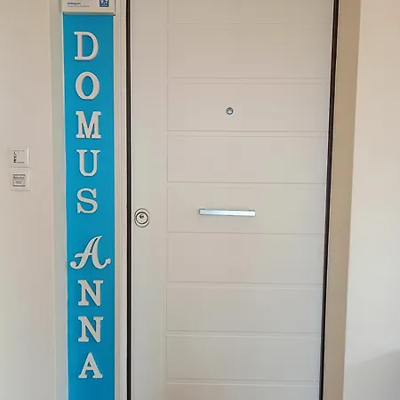 Apartment Domus Anna *